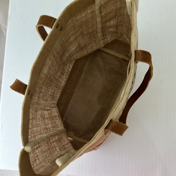 Apolis market tote with long handle in natural - Picture 3 of 6